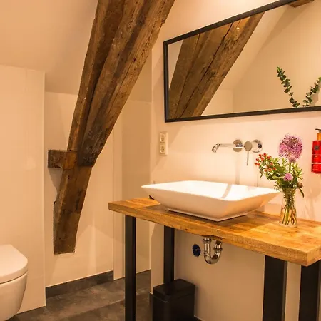 Kasteel Ammersoyen Bed & Breakfast