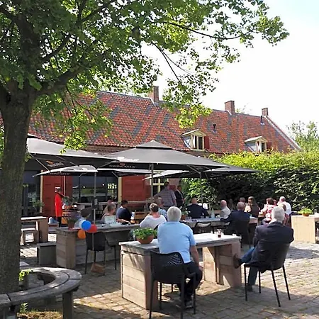 Kasteel Ammersoyen 4* Ammerzoden